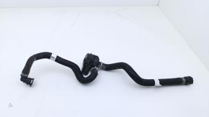 Gebruikte Watercirculatiepomp Jaguar E-Pace 2.0 D 165 MHEV 16V AWD Prijs € 47,19 Inclusief btw aangeboden door Automaterialen Ronald Morien B.V.