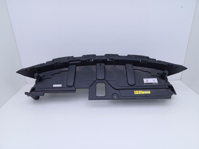 Frontpaneel van een Peugeot 3008 II (M4/MC/MJ/MR) 1.2 12V e-THP PureTech 130 2018