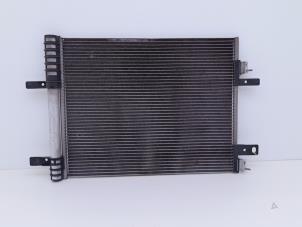 Gebruikte Airco Condensor Peugeot 3008 II (M4/MC/MJ/MR) 1.2 12V e-THP PureTech 130 Prijs € 65,00 Margeregeling aangeboden door Automaterialen Ronald Morien B.V.