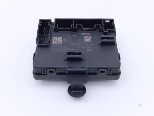 Gebruikte Module Centrale Deurvergrendeling Volkswagen Golf VIII (CD1) 2.0 TDI BlueMotion 16V Prijs € 48,99 Inclusief btw aangeboden door Automaterialen Ronald Morien B.V.