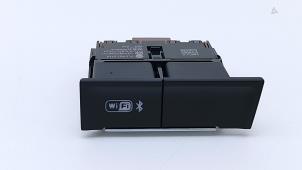 Gebruikte Bluetooth module Volkswagen California T6 2.0 TDI 204 4Motion Prijs € 24,20 Inclusief btw aangeboden door Automaterialen Ronald Morien B.V.