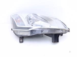 Gebruikte Rechter Koplamp Citroen Berlingo 1.6 VTi 95 16V Prijs € 125,00 Margeregeling aangeboden door Automaterialen Ronald Morien B.V.