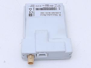 Gebruikte Antenne Mercedes AMG GT 4-door coupe (X290) 4.0 63 S V8 Turbo 4-Matic+ Prijs € 149,00 Margeregeling aangeboden door Automaterialen Ronald Morien B.V.