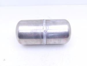 Gebruikte Luchtketel Mercedes AMG GT 4-door coupe (X290) 4.0 63 S V8 Turbo 4-Matic+ Prijs € 89,00 Margeregeling aangeboden door Automaterialen Ronald Morien B.V.