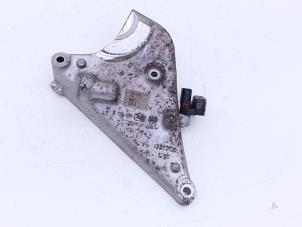 Gebruikte Motorsteun Mercedes AMG GT 4-door coupe (X290) 4.0 63 S V8 Turbo 4-Matic+ Prijs € 145,00 Margeregeling aangeboden door Automaterialen Ronald Morien B.V.