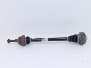 Gebruikte Aandrijfas links-achter Audi S5 (F53/F5P) 3.0 TFSI V6 24V Prijs € 75,00 Margeregeling aangeboden door Automaterialen Ronald Morien B.V.