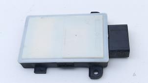 Gebruikte Dode hoek sensor Porsche Cayenne III (9YA) 3.0 V6 Turbo 24V E-Hybrid Prijs € 356,95 Inclusief btw aangeboden door Automaterialen Ronald Morien B.V.