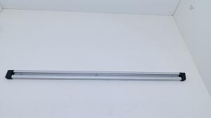 Gebruikte Hoedenplank Steun Porsche Cayenne III (9YA) 3.0 V6 Turbo 24V E-Hybrid Prijs € 59,29 Inclusief btw aangeboden door Automaterialen Ronald Morien B.V.