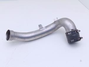 Gebruikte Intercooler Buis Mercedes A-Klasse AMG (177.0) 2.0 A-35 AMG Turbo 16V 4Matic Prijs € 39,00 Margeregeling aangeboden door Automaterialen Ronald Morien B.V.