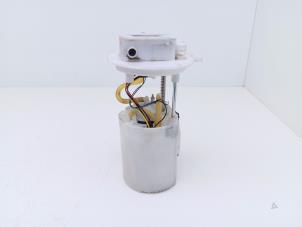 Gebruikte Tank element Pomp Renault Captur (2R) 1.5 Energy dCi 90 FAP Prijs € 45,00 Margeregeling aangeboden door Automaterialen Ronald Morien B.V.