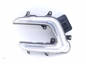 Gebruikte Daglamp links Renault Captur (2R) 1.5 Energy dCi 90 FAP Prijs € 199,00 Margeregeling aangeboden door Automaterialen Ronald Morien B.V.