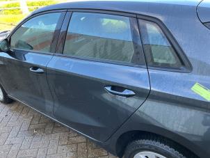 Gebruikte Portier 4Deurs links-achter Audi A3 Sportback (8YA) 1.4 40 TFSIe 16V Prijs € 849,00 Margeregeling aangeboden door Automaterialen Ronald Morien B.V.