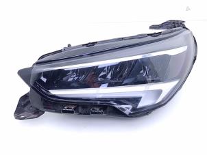 Gebruikte Koplamp links Opel Corsa F (UB/UH/UP) 1.5 CDTI 100 Prijs € 645,00 Margeregeling aangeboden door Automaterialen Ronald Morien B.V.