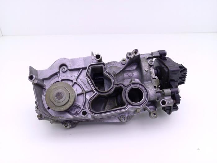 Gebruikte Waterpomp Volkswagen Golf VII (AUA) 1.5 TSI Evo BMT 16V Prijs € 75,00 Margeregeling aangeboden door Automaterialen Ronald Morien B.V.