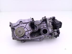 Gebruikte Waterpomp Volkswagen Golf VII (AUA) 1.5 TSI Evo BMT 16V Prijs € 75,00 Margeregeling aangeboden door Automaterialen Ronald Morien B.V.