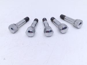 Gebruikte Wielbout Ferrari Maranello 550 48V Prijs € 95,00 Margeregeling aangeboden door Automaterialen Ronald Morien B.V.