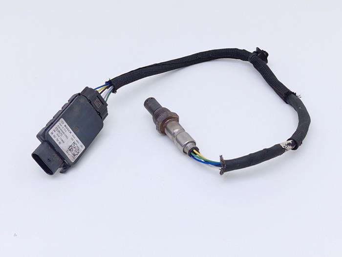 Lambda Sonde van een Peugeot Partner (EA//EF/EN/EU) 1.5 BlueHDi 130 2021