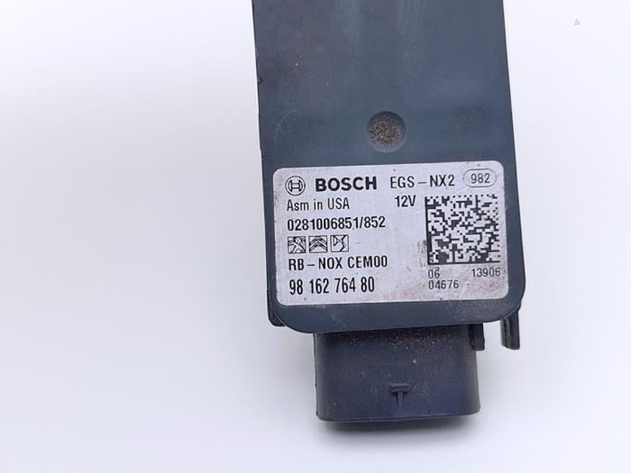 Lambda Sonde van een Peugeot Partner (EA//EF/EN/EU) 1.5 BlueHDi 130 2021