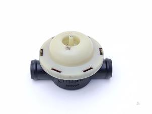 Gebruikte Diversen Ferrari Maranello 550 48V Prijs € 145,00 Margeregeling aangeboden door Automaterialen Ronald Morien B.V.