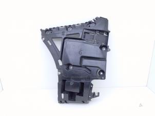 Gebruikte Bumpersteun links-achter BMW X3 (G01) xDrive 30d 3.0 Turbo 24V Mild Hybrid Prijs € 49,00 Margeregeling aangeboden door Automaterialen Ronald Morien B.V.