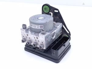 Gebruikte ABS Pomp Audi A3 Sportback (8YA) 1.4 40 TFSIe 16V Prijs € 235,00 Margeregeling aangeboden door Automaterialen Ronald Morien B.V.