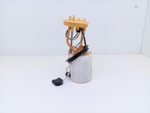 Gebruikte Tank element Pomp Volkswagen Tiguan (AD1) 2.0 TDI 16V 4Motion Prijs € 115,00 Margeregeling aangeboden door Automaterialen Ronald Morien B.V.