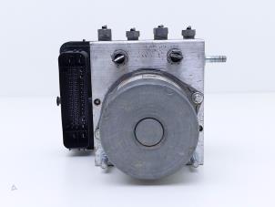 Gebruikte ABS Pomp Opel Combo Cargo 1.5 CDTI 130 Prijs € 180,29 Inclusief btw aangeboden door Automaterialen Ronald Morien B.V.