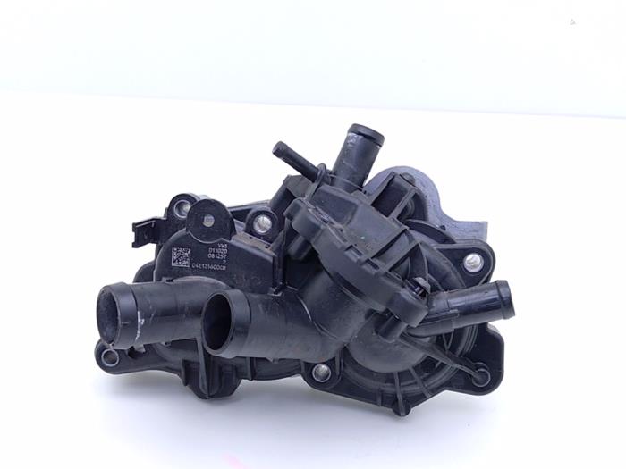 Gebruikte Waterpomp Volkswagen Golf VII (AUA) 1.4 TSI 16V Prijs € 35,00 Margeregeling aangeboden door Automaterialen Ronald Morien B.V.