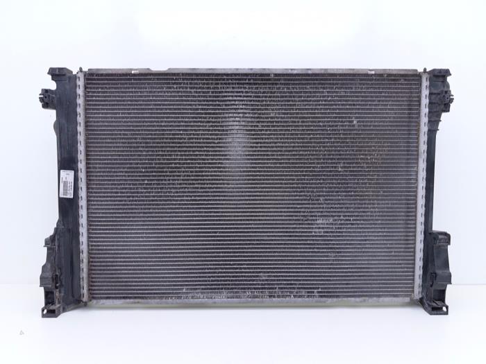 Gebruikte Radiateur Mercedes E (W212) E-200 CDI 16V BlueEfficiency,BlueTEC Prijs € 99,00 Inclusief btw aangeboden door Automaterialen Ronald Morien B.V.