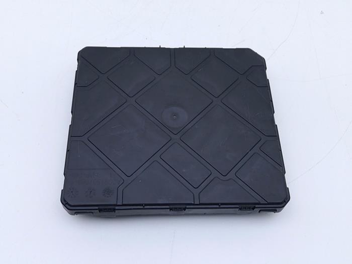 Gebruikte Computer Body Control Volkswagen Polo VI (AW1) 1.0 TSI 12V Prijs € 75,00 Margeregeling aangeboden door Automaterialen Ronald Morien B.V.