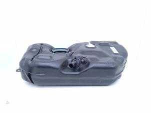 Gebruikte Brandstoftank Ford Puma 1.5 EcoBoost 12V ST Prijs € 249,00 Margeregeling aangeboden door Automaterialen Ronald Morien B.V.