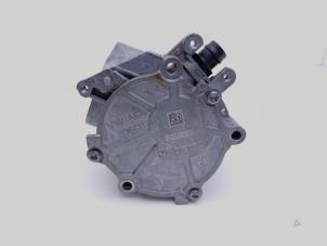 Gebruikte Vacuumpomp (Benzine) Audi Q5 Sportback (FYS/FYT) 2.0 40 TFSI 16V Mild Hybrid Quattro 16V Prijs € 75,00 Margeregeling aangeboden door Automaterialen Ronald Morien B.V.