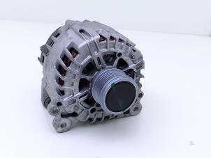 Gebruikte Dynamo Volkswagen Tiguan (CT1) 2.0 TDI 4Motion Prijs € 240,79 Inclusief btw aangeboden door Automaterialen Ronald Morien B.V.