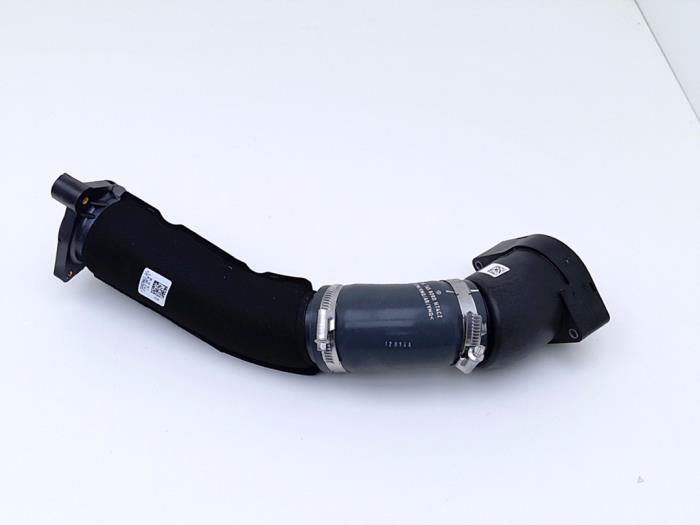 Gebruikte Intercooler Buis Volkswagen Golf VIII (CD1) 2.0 TDI BlueMotion 16V Prijs € 34,99 Inclusief btw aangeboden door Automaterialen Ronald Morien B.V.