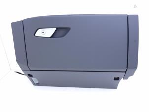 Gebruikte Dashboardkastje Audi RS7 Sportback (4KA) 4.0 V8 TFSI Mild Hybrid 32V Prijs € 99,00 Inclusief btw aangeboden door Automaterialen Ronald Morien B.V.