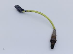 Gebruikte Lambda Sonde Peugeot 208 II (UB/UH/UP) 1.2 Vti 12V PureTech 100 Prijs € 35,00 Margeregeling aangeboden door Automaterialen Ronald Morien B.V.