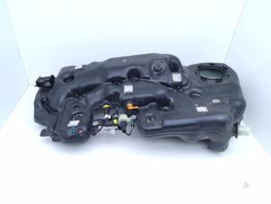 Gebruikte Tank Lynk &amp; Co 01 1.5 PHEV Prijs € 235,00 Margeregeling aangeboden door Automaterialen Ronald Morien B.V.