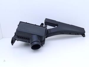 Gebruikte Luchtfilterhuis Lynk &amp; Co 01 1.5 PHEV Prijs € 95,00 Margeregeling aangeboden door Automaterialen Ronald Morien B.V.