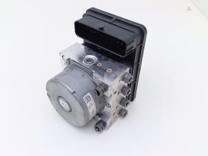 Gebruikte ABS Pomp Volkswagen Caddy Cargo V (SBA/SBH) 2.0 TDI SCR Prijs € 495,00 Inclusief btw aangeboden door Automaterialen Ronald Morien B.V.