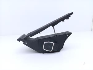 Gebruikte Gaspedaal Smart Fortwo Coupé (451.3) 1.0 52kW,Micro Hybrid Drive Prijs € 45,00 Margeregeling aangeboden door Automaterialen Ronald Morien B.V.