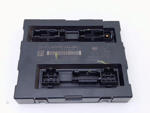 Gebruikte Computer Body Control Volkswagen Touareg (7PA/PH) 3.0 V6 24V TSI Hybrid Prijs € 150,00 Margeregeling aangeboden door Automaterialen Ronald Morien B.V.