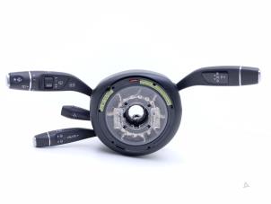 Gebruikte Combischakelaar Stuurkolom Mercedes GLC AMG (X253) 4.0 63 AMG 4.0 V8 32V Turbo 4-Matic+ Prijs € 195,00 Margeregeling aangeboden door Automaterialen Ronald Morien B.V.