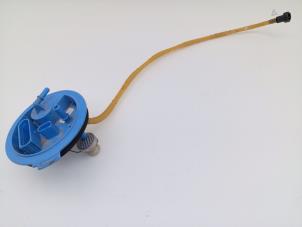 Gebruikte Benzinepomp Volkswagen Touareg (7PA/PH) 3.0 V6 24V TSI Hybrid Prijs € 75,00 Margeregeling aangeboden door Automaterialen Ronald Morien B.V.