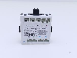 Gebruikte Centrale Deurvergrendelings Module Mercedes GLC AMG (X253) 4.0 63 AMG 4.0 V8 32V Turbo 4-Matic+ Prijs € 29,00 Margeregeling aangeboden door Automaterialen Ronald Morien B.V.