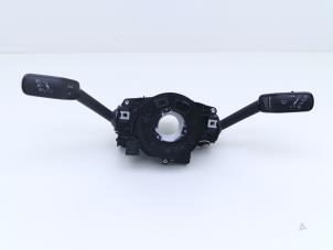 Gebruikte Combischakelaar Stuurkolom Volkswagen Polo VI (AW1) 1.0 MPI 12V Prijs € 59,29 Inclusief btw aangeboden door Automaterialen Ronald Morien B.V.