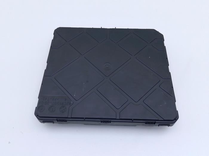 Computer Body Control van een Volkswagen Polo VI (AW1) 1.0 MPI 12V 2023