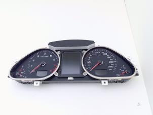 Gebruikte Instrumentenpaneel Audi A6 (C6) 2.8 V6 24V FSI Prijs € 135,00 Margeregeling aangeboden door Automaterialen Ronald Morien B.V.