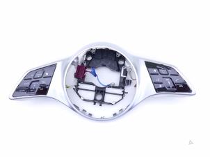 Gebruikte Schakelaar stuurbediening Mercedes EQE (V295) 300 89/90 kWh Prijs € 195,00 Inclusief btw aangeboden door Automaterialen Ronald Morien B.V.