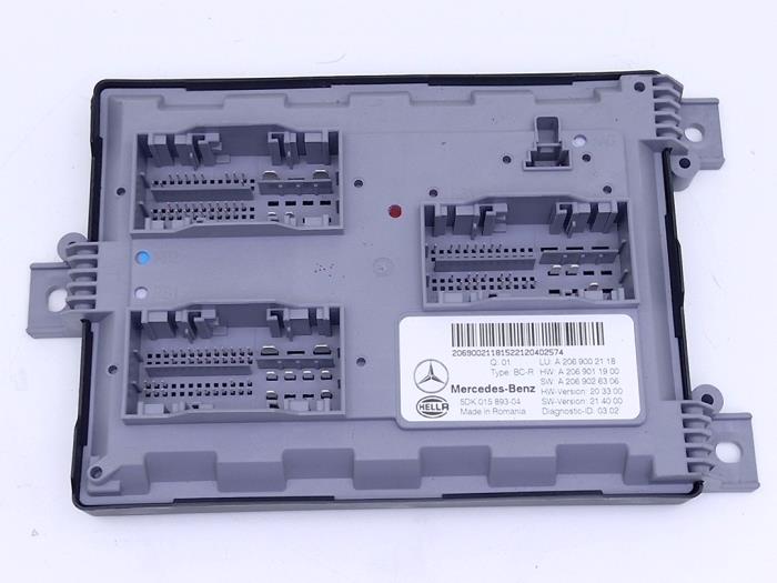 Gebruikte Computer Body Control Mercedes EQE (V295) 300 89/90 kWh Prijs € 135,00 Inclusief btw aangeboden door Automaterialen Ronald Morien B.V.