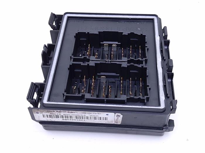 Stroomverdeler van een Ford Kuga III (DFK) 2.5 PHEV 16V 2023